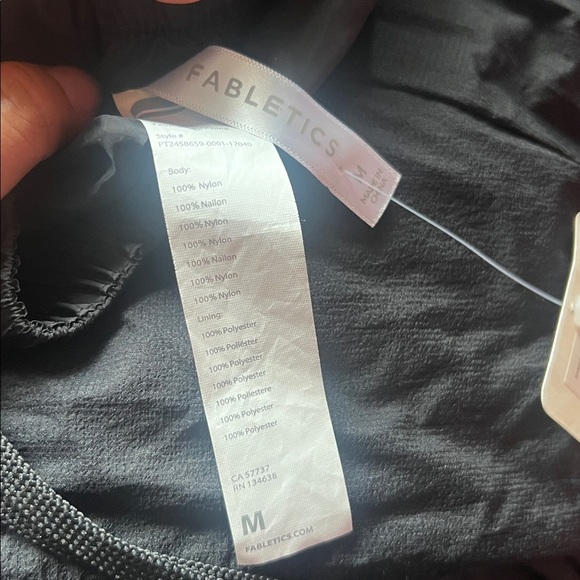 Fabletics Black Parachute Pants fabletics ripstop parachute pants new with tags - Picture 3 of 3
